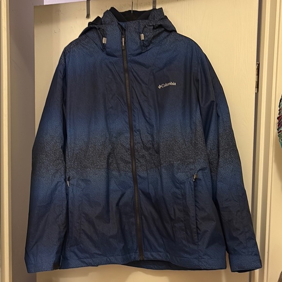 Columbia Blue Jacket - Picture 1 of 6